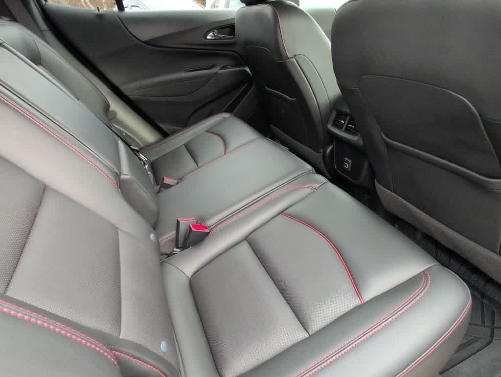 Thumbnail: 2022 Chevrolet Equinox - 21