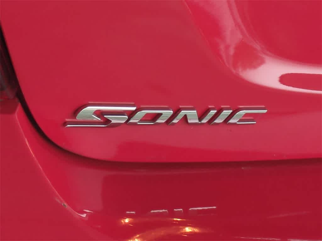 Thumbnail: 2017 Chevrolet Sonic - 12