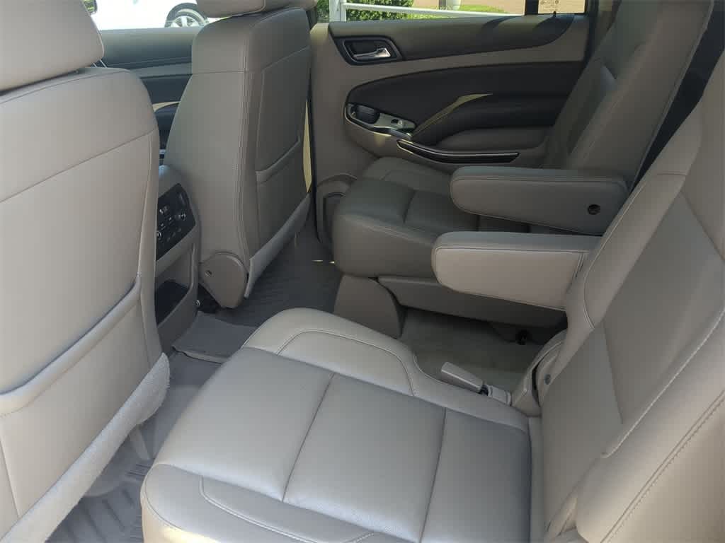Thumbnail: 2017 Chevrolet Suburban - 19