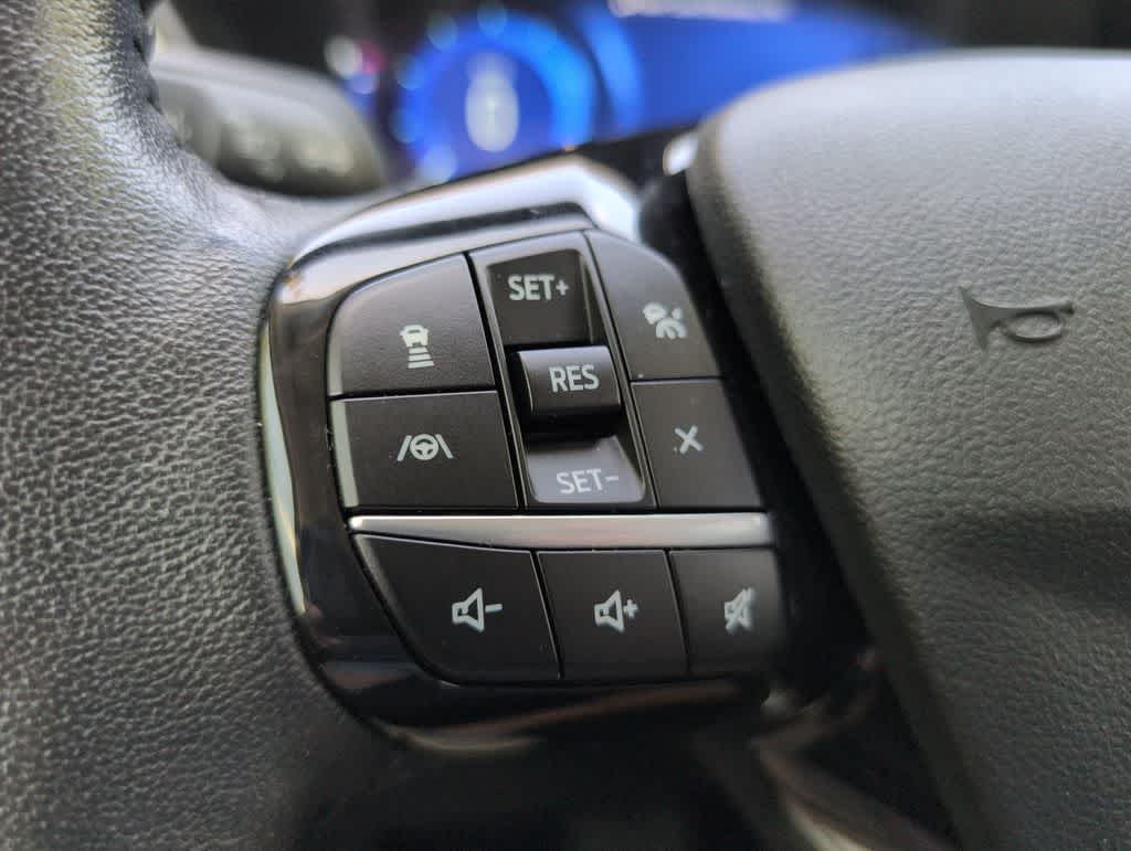 Thumbnail: 2021 Ford Escape - 24