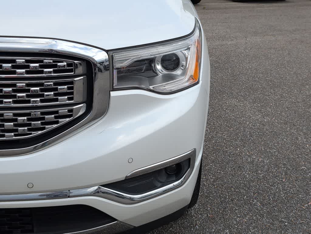 Thumbnail: 2017 GMC Acadia - 11