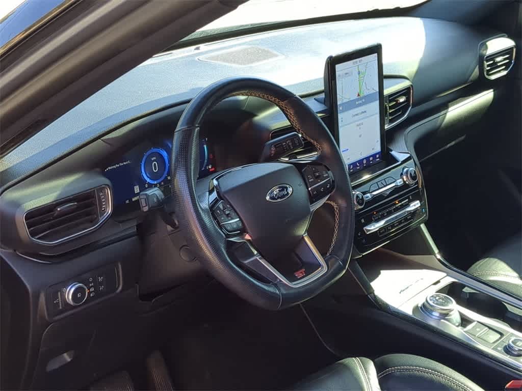 Thumbnail: 2021 Ford Explorer - 10