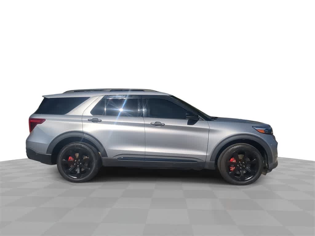 Thumbnail: 2021 Ford Explorer - 9