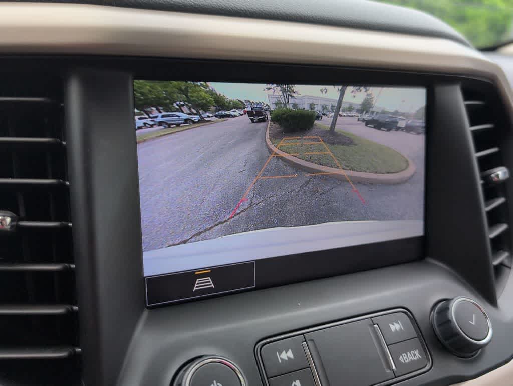 Thumbnail: 2023 GMC Acadia - 30