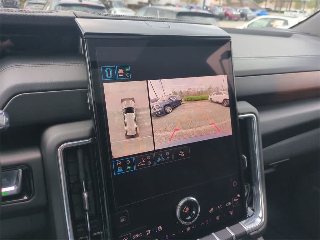 Thumbnail: 2025 GMC Yukon - 32