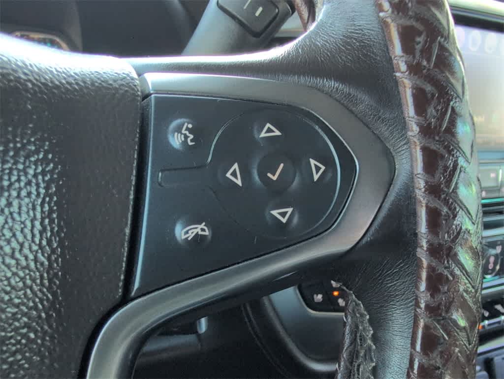 Thumbnail: 2019 Chevrolet Silverado 2500 - 25