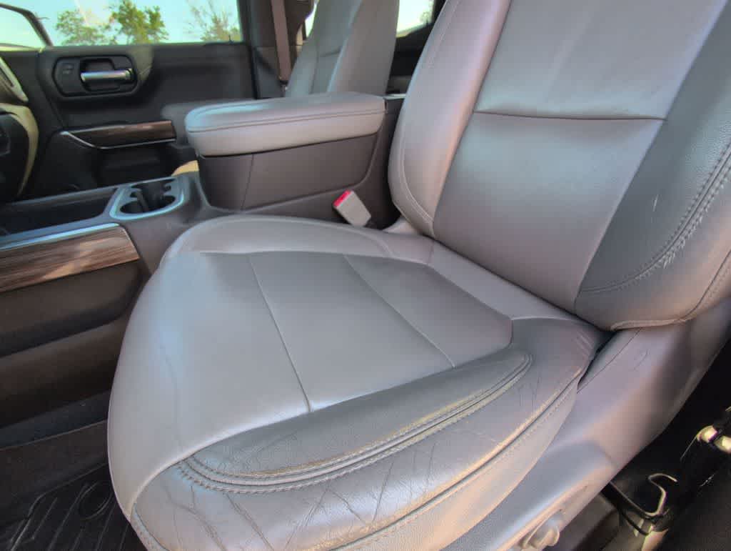 Thumbnail: 2020 Chevrolet Silverado 1500 - 17
