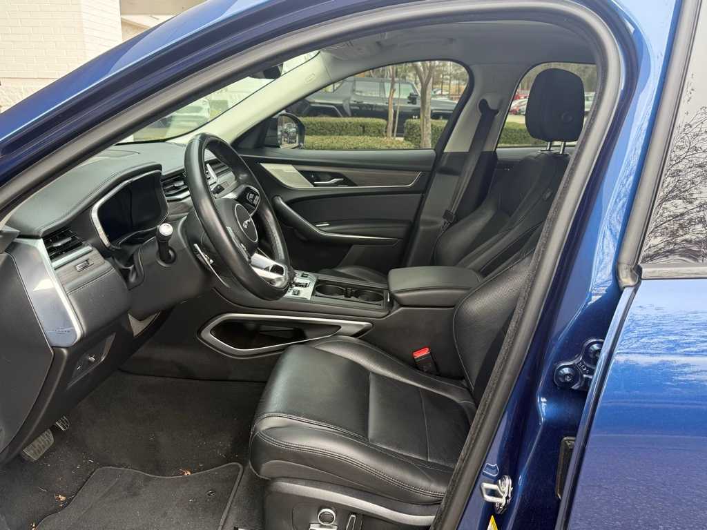 Thumbnail: 2021 Jaguar F-Pace - 3