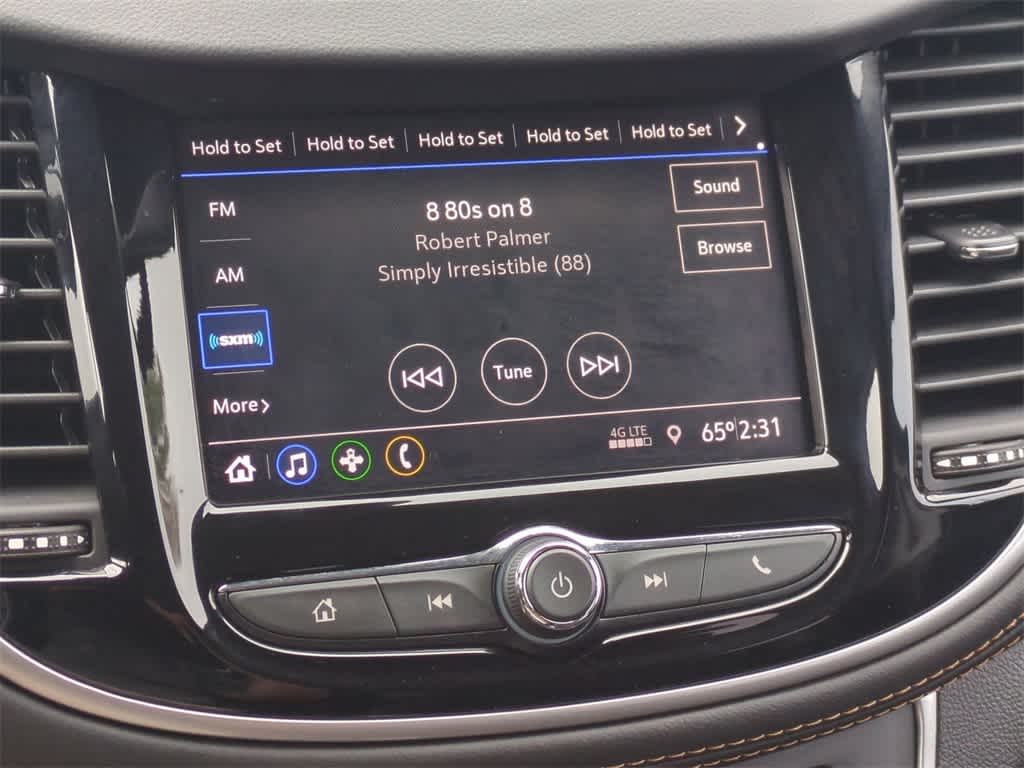 Thumbnail: 2022 Chevrolet Trax - 28