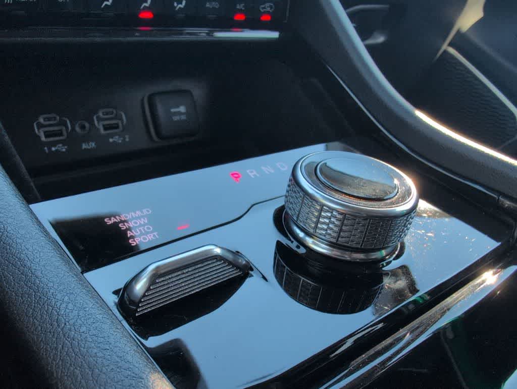 Thumbnail: 2021 Jeep Grand Cherokee L - 35