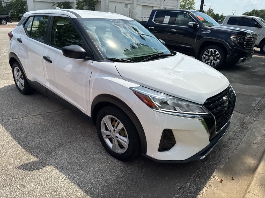 Thumbnail: 2023 Nissan Kicks - 10