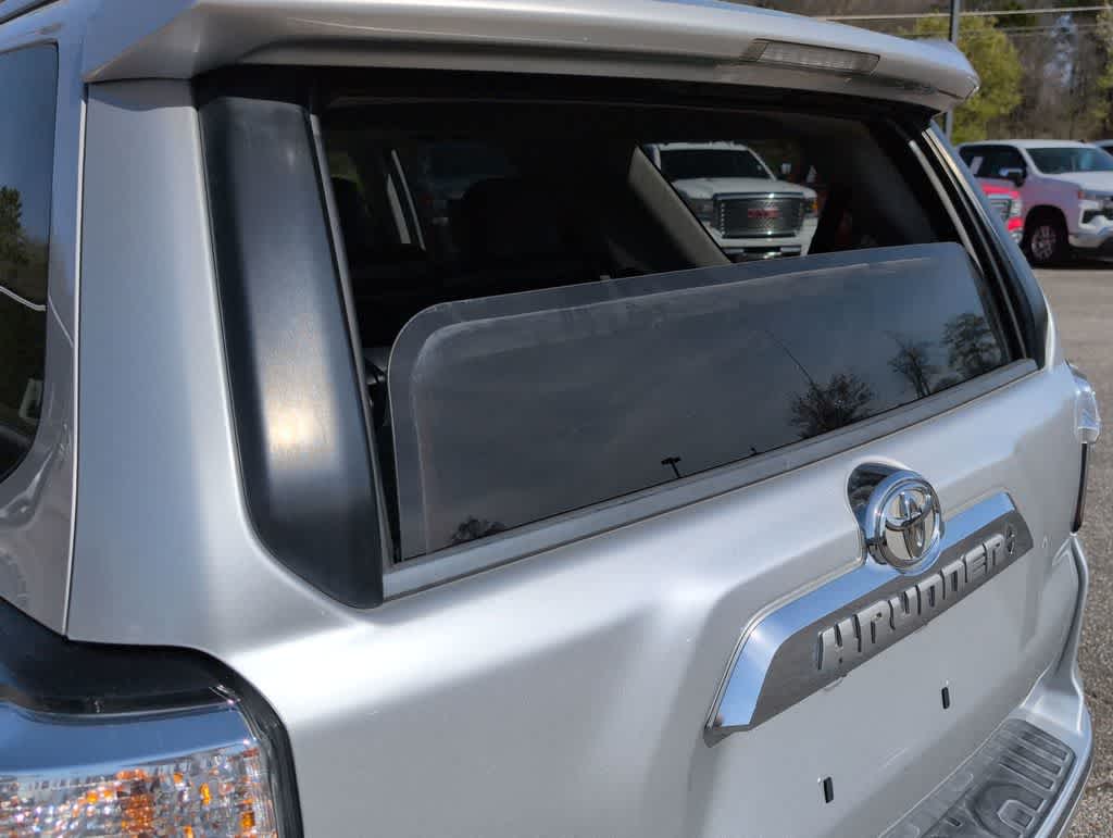 Thumbnail: 2015 Toyota 4Runner - 39