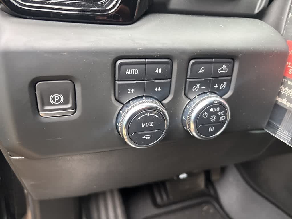 Thumbnail: 2022 GMC Sierra 1500 - 17