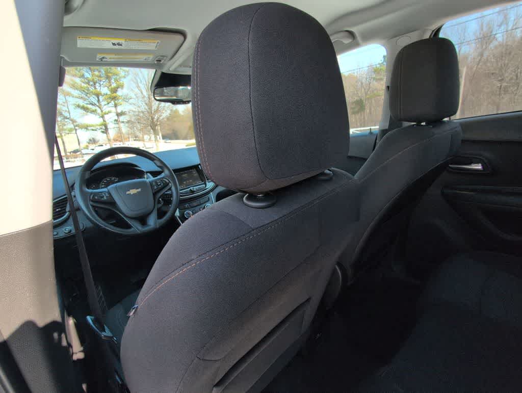 Thumbnail: 2019 Chevrolet Trax - 18