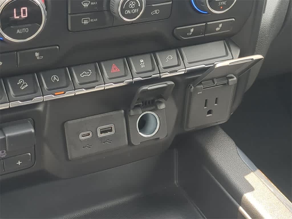 Thumbnail: 2020 Chevrolet Silverado 1500 - 29