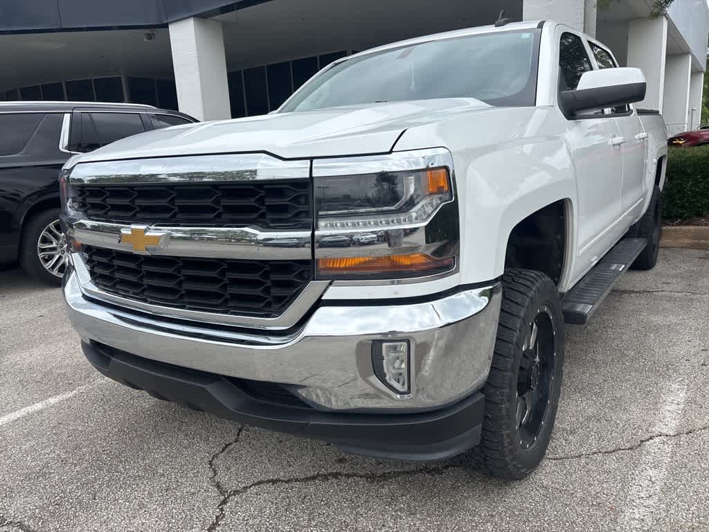 Thumbnail: 2017 Chevrolet Silverado 1500 - 1