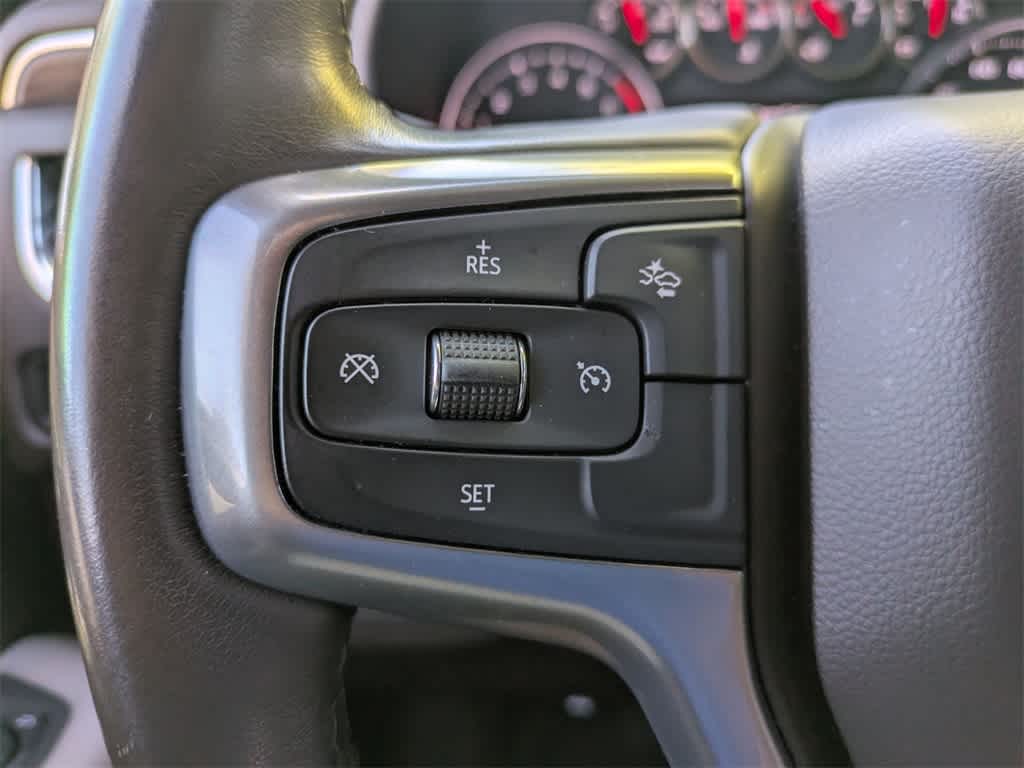 Thumbnail: 2023 Chevrolet Tahoe - 25