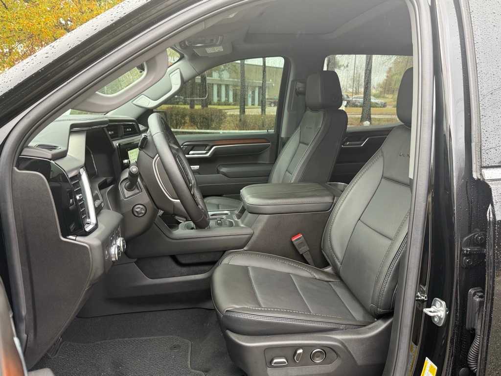 Thumbnail: 2025 GMC Sierra 1500 - 5