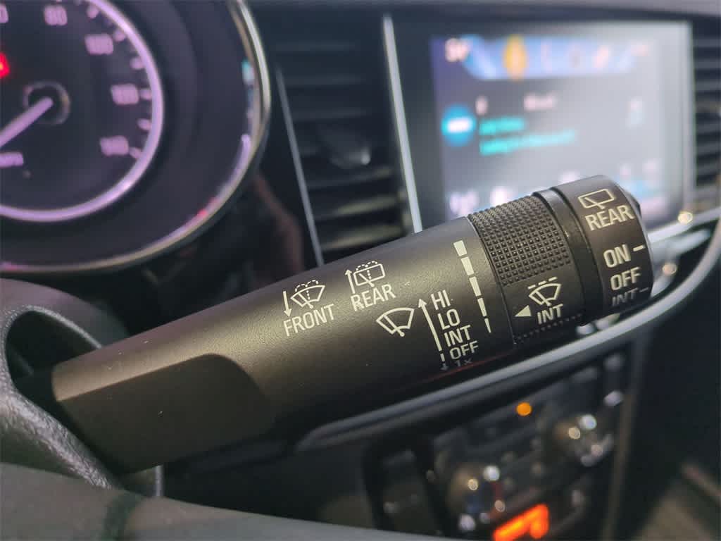 Thumbnail: 2018 Buick Encore - 25