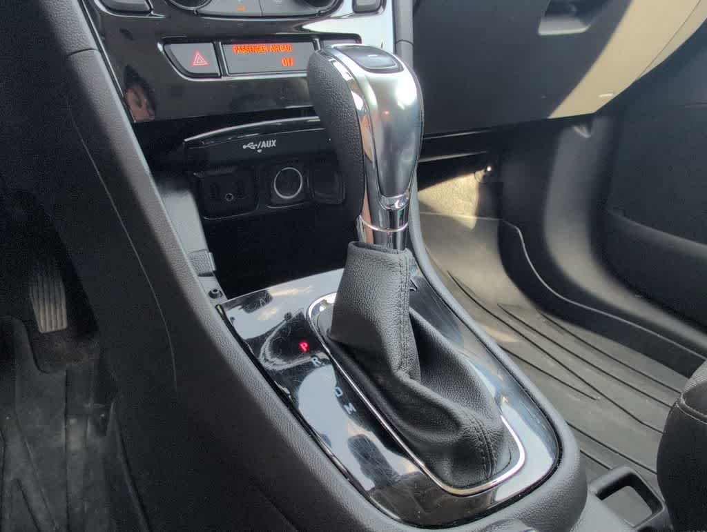 Thumbnail: 2019 Buick Encore - 32