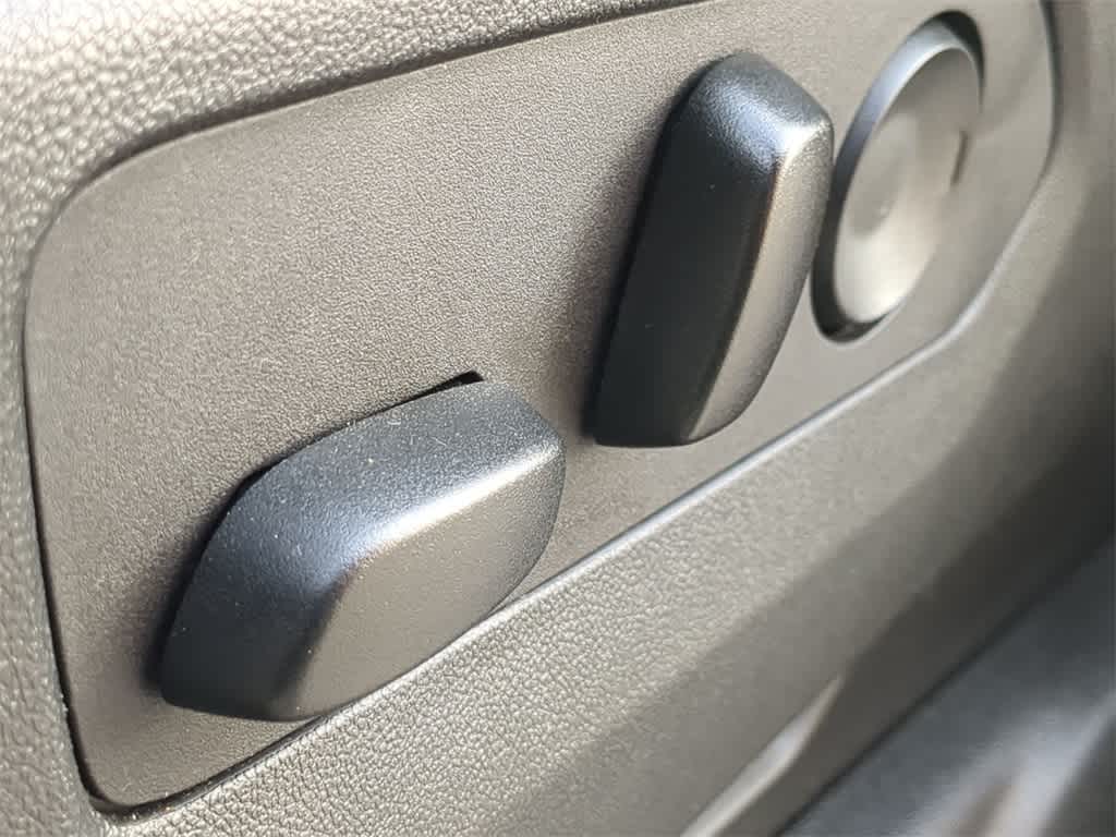 Thumbnail: 2022 GMC Yukon - 18