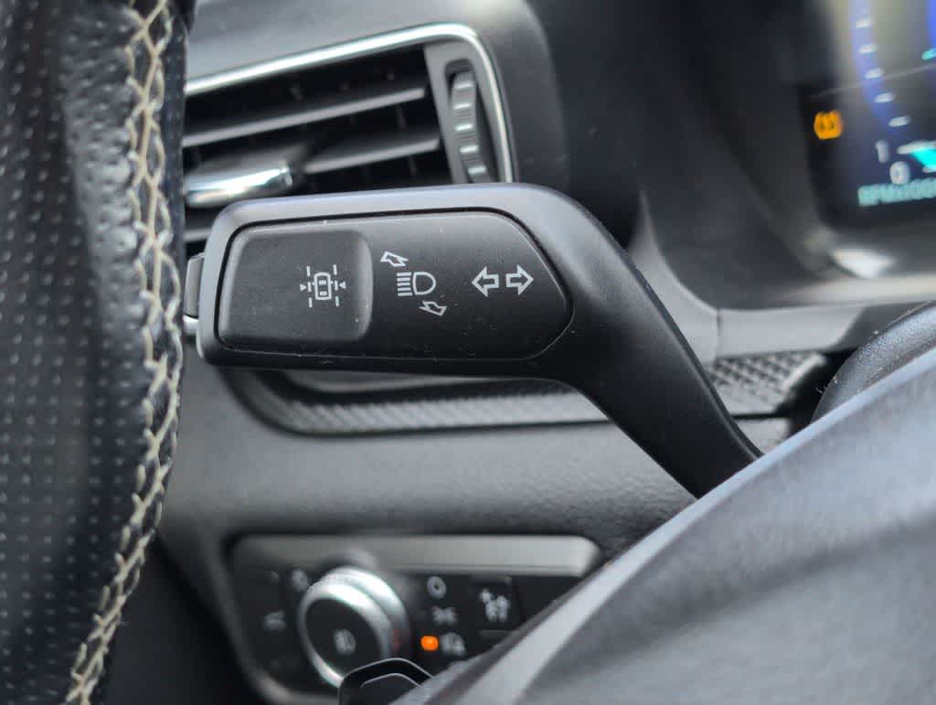 Thumbnail: 2020 Ford Explorer - 28