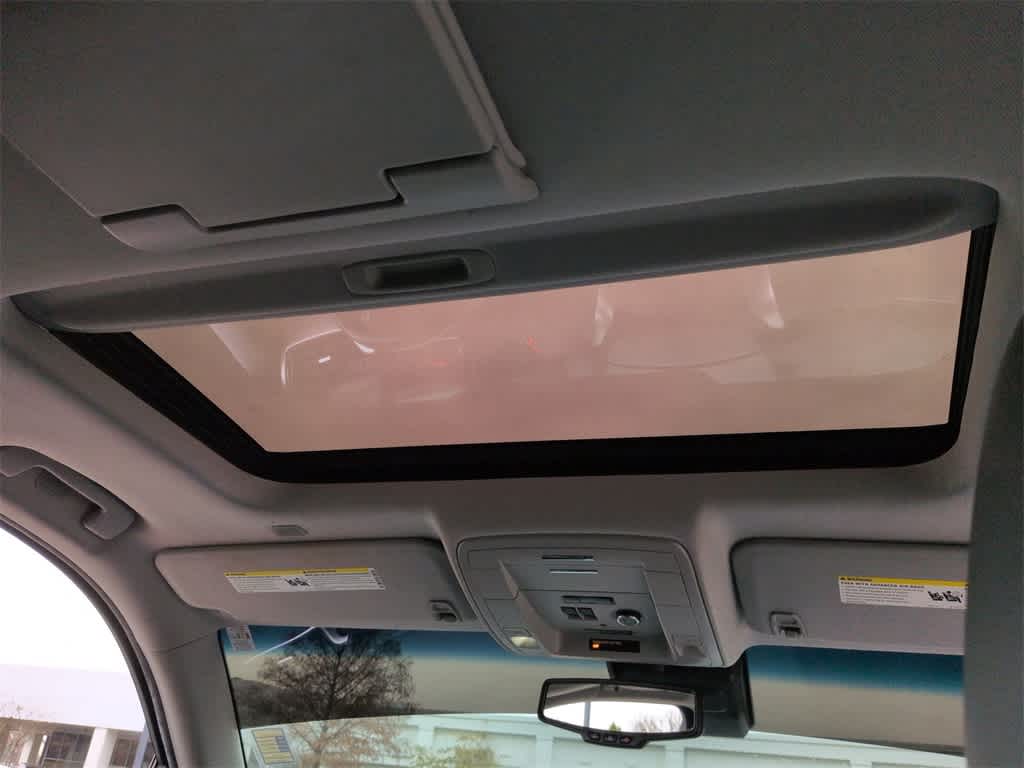 Thumbnail: 2019 Chevrolet Tahoe - 22