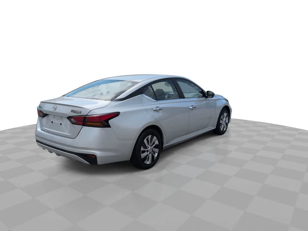 Thumbnail: 2024 Nissan Altima - 7