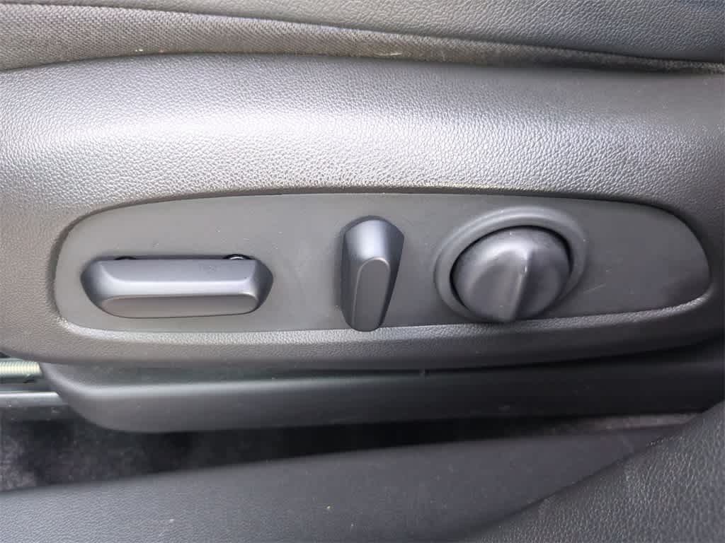 Thumbnail: 2021 Buick Encore GX - 18