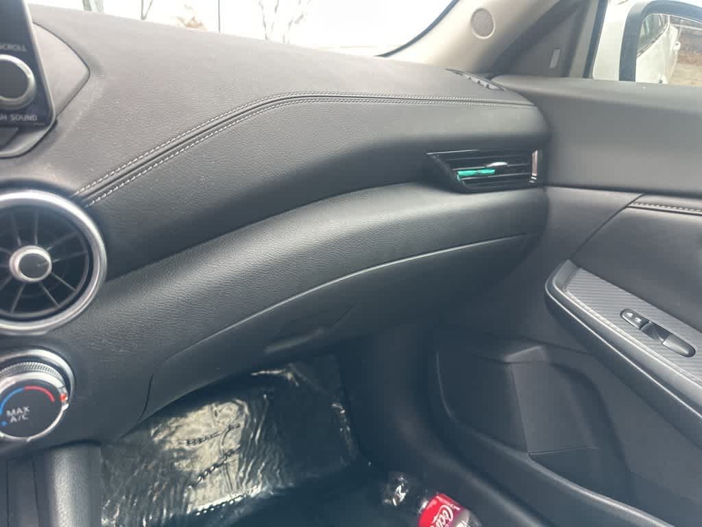 Thumbnail: 2023 Nissan Sentra - 10