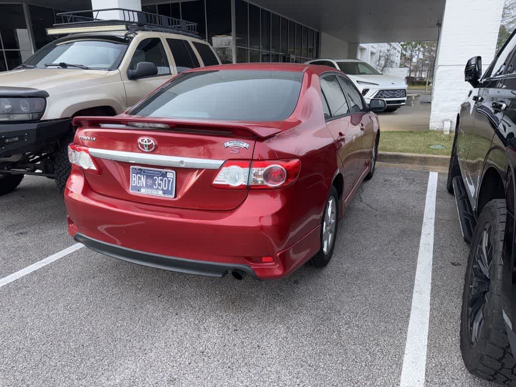 Thumbnail: 2013 Toyota Corolla - 8