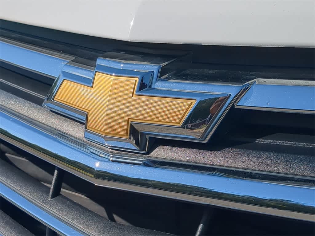 Thumbnail: 2021 Chevrolet Equinox - 12