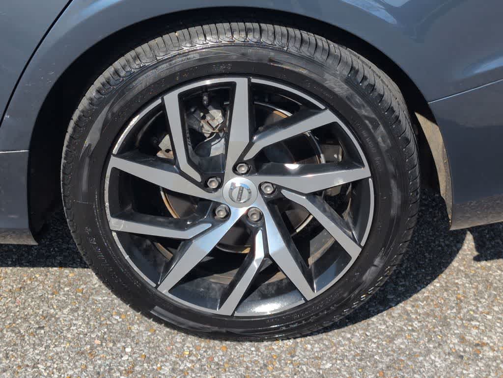 Thumbnail: 2020 Volvo S60 - 13