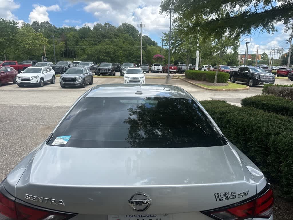 Thumbnail: 2023 Nissan Sentra - 4