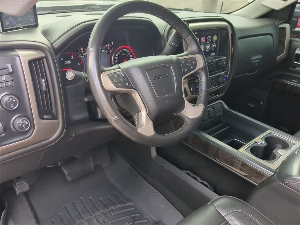 2016 GMC Sierra 2500 Denali 10