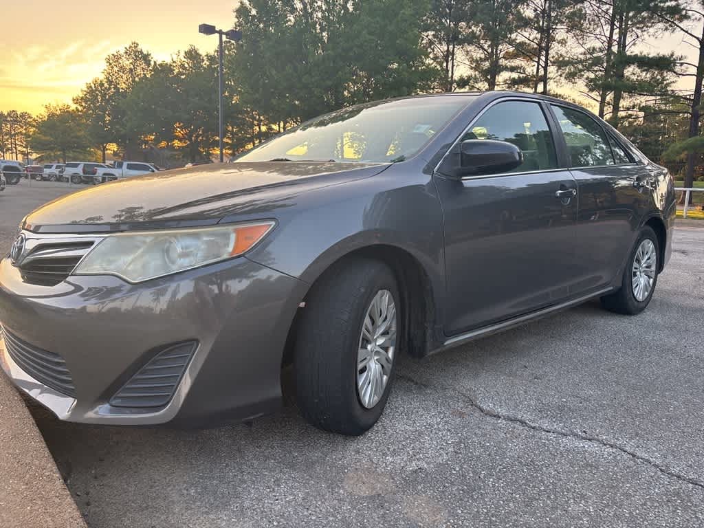 Thumbnail: 2014 Toyota Camry - 8