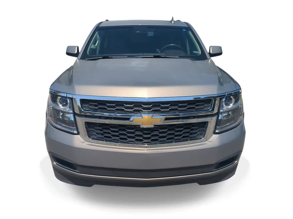 Thumbnail: 2017 Chevrolet Suburban - 3