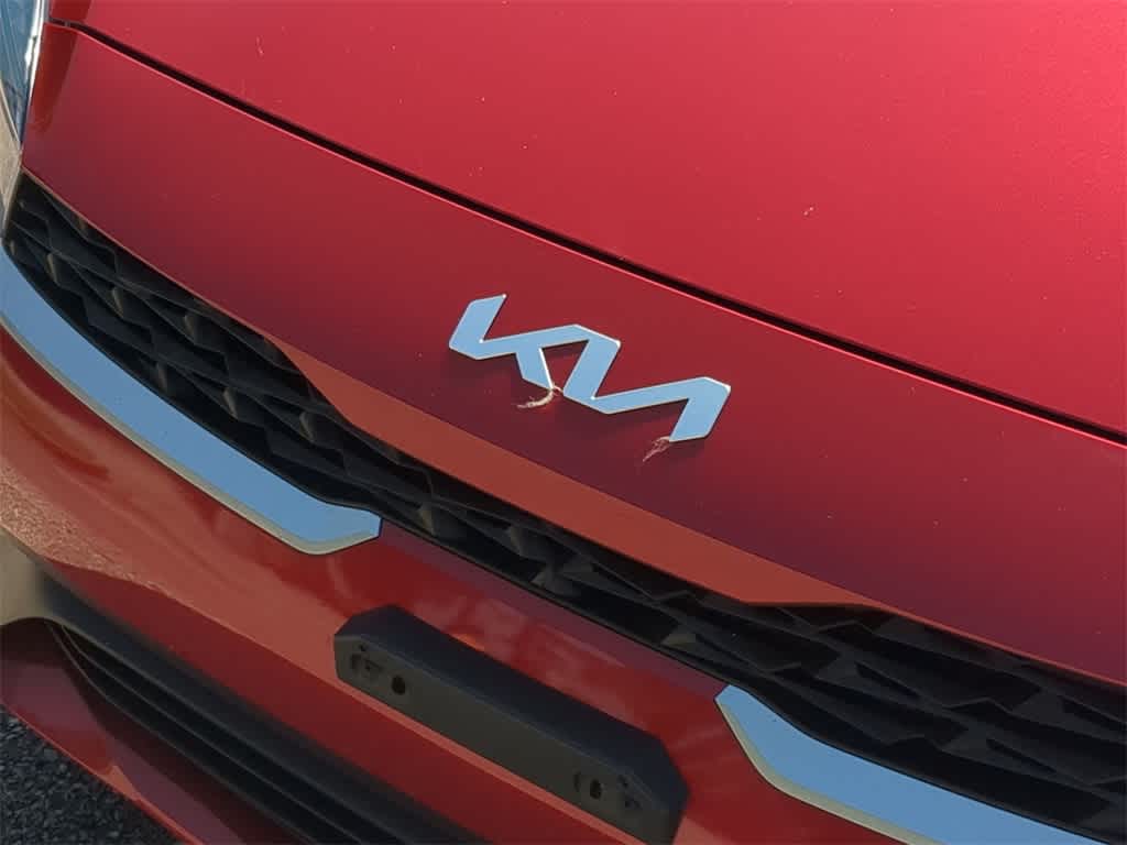 Thumbnail: 2023 Kia Forte - 11