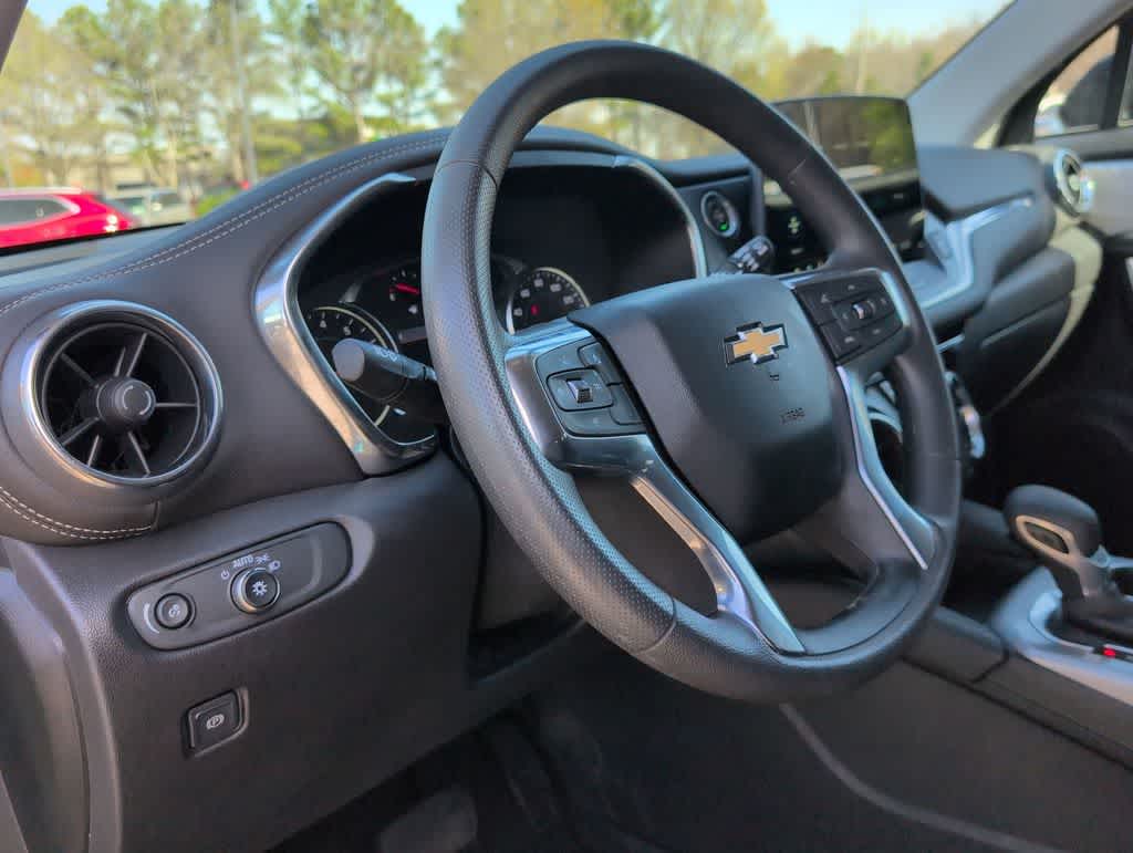 Thumbnail: 2023 Chevrolet Blazer - 10
