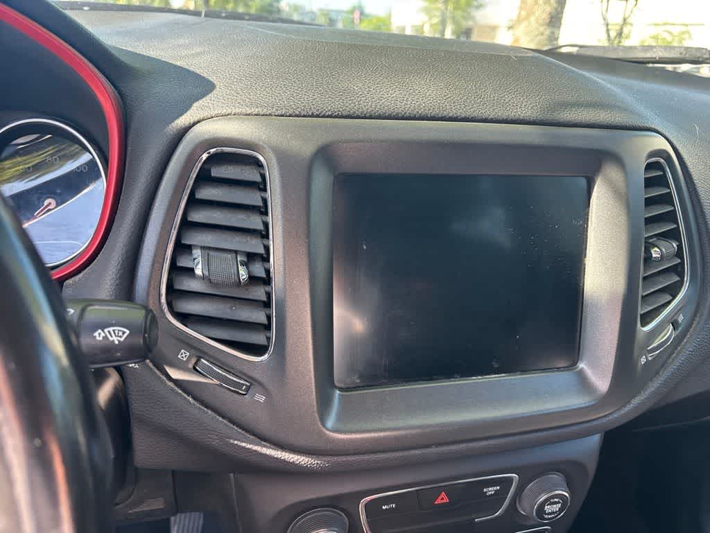 Thumbnail: 2020 Jeep Compass - 7