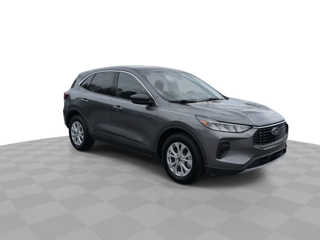 Thumbnail: 2023 Ford Escape - 2