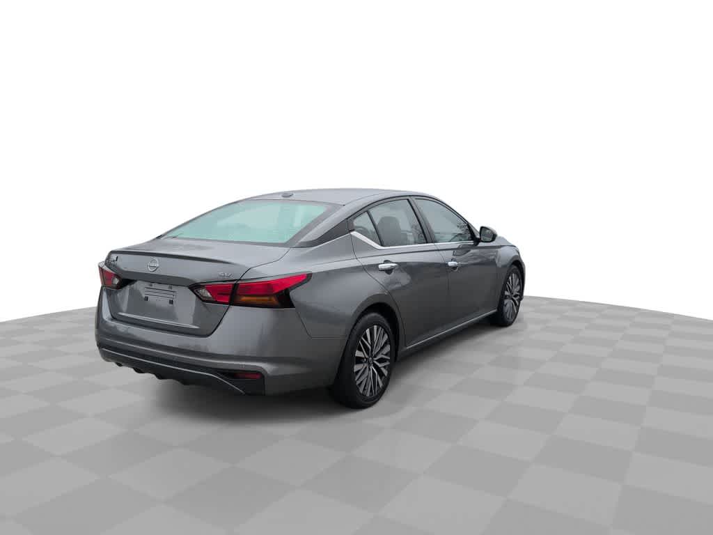 Thumbnail: 2023 Nissan Altima - 8