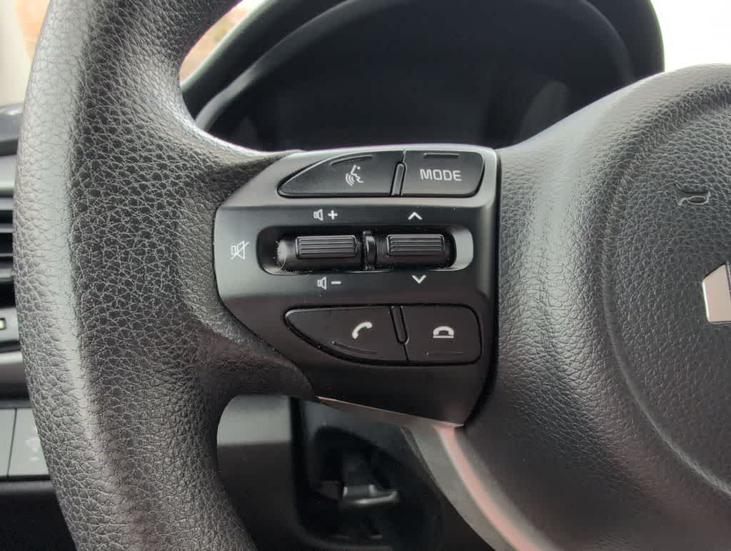 Thumbnail: 2023 Kia Rio - 23