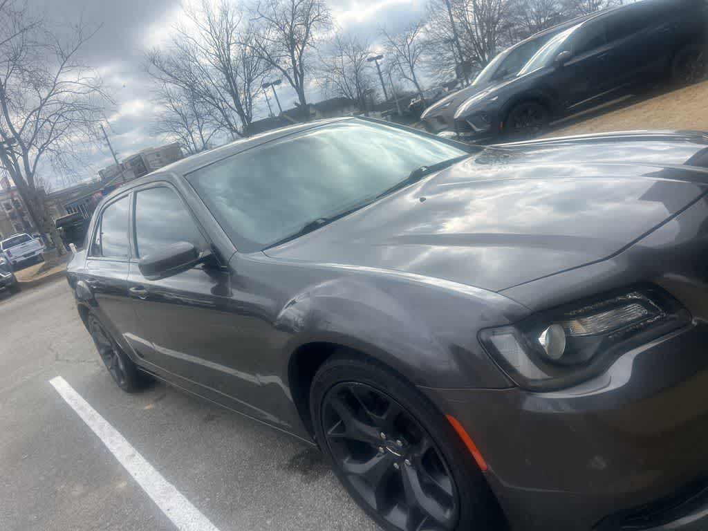 Thumbnail: 2021 Chrysler 300 - 13