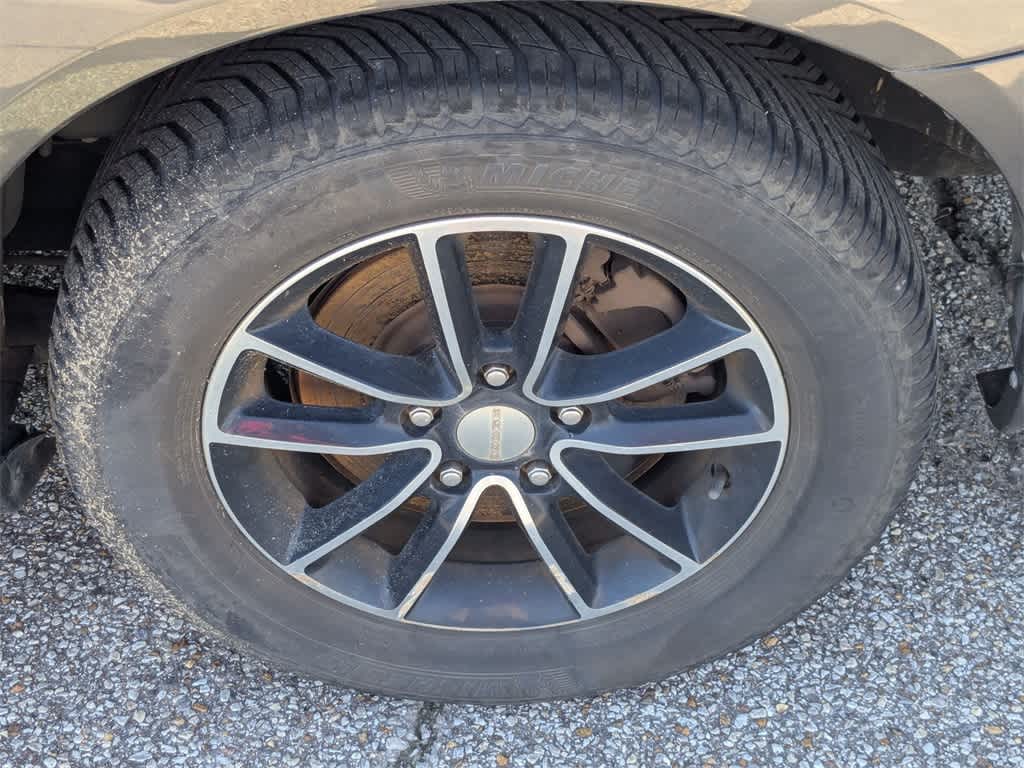 Thumbnail: 2016 Dodge Grand Caravan - 14