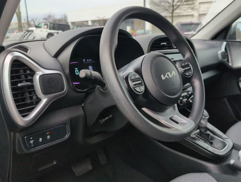 Thumbnail: 2023 Kia Soul - 10