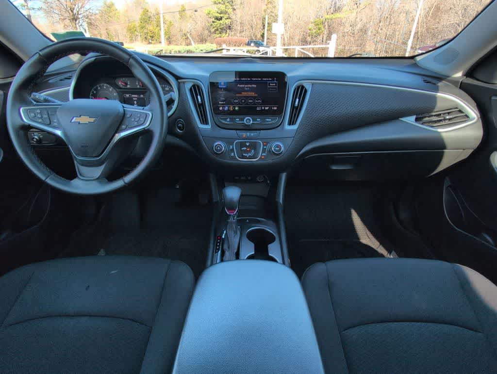 Thumbnail: 2023 Chevrolet Malibu - 15