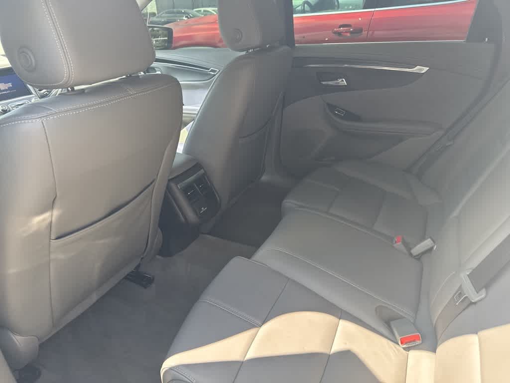 Thumbnail: 2019 Chevrolet Impala - 5