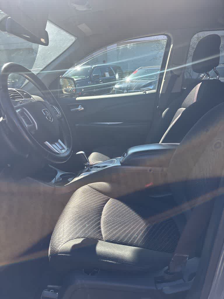 Thumbnail: 2020 Dodge Journey - 10