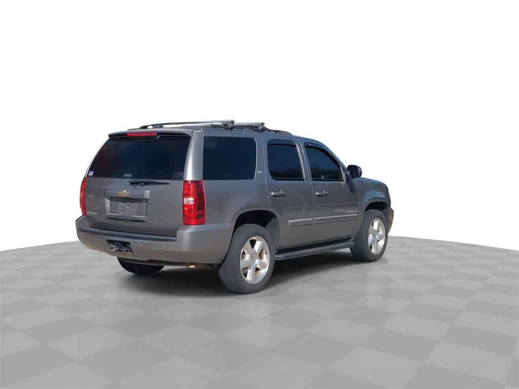 Thumbnail: 2007 Chevrolet Tahoe - 8